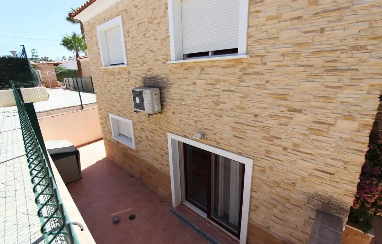 Villa con terrazza in vendita a Marisol Park - Ortembach - Los Almendros, imagen 14