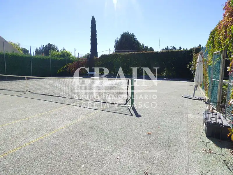 Garden of Houses for sale in Albacete  with Air Conditioner, Heating and Private garden