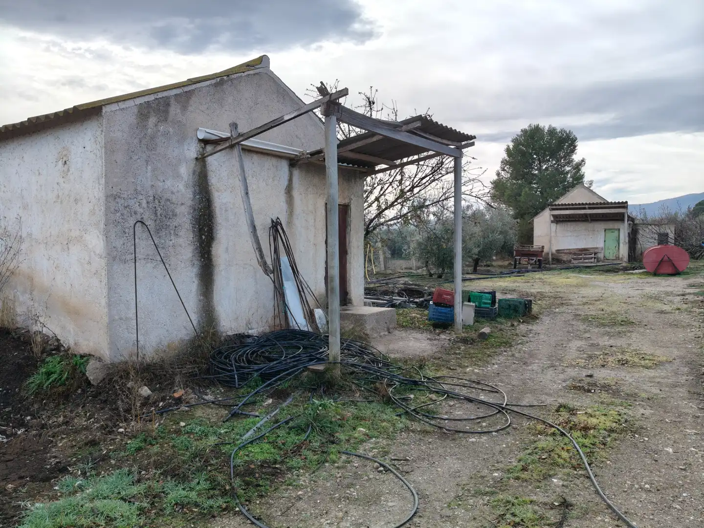 Außenansicht von Fabrikhallen zum Verkauf in Baza