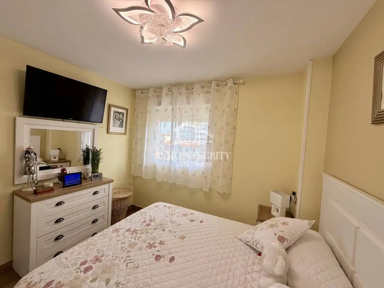 Bedroom of Apartments for sale in Oropesa del Mar / Orpesa  with Air Conditioner, Terrace and Furnished