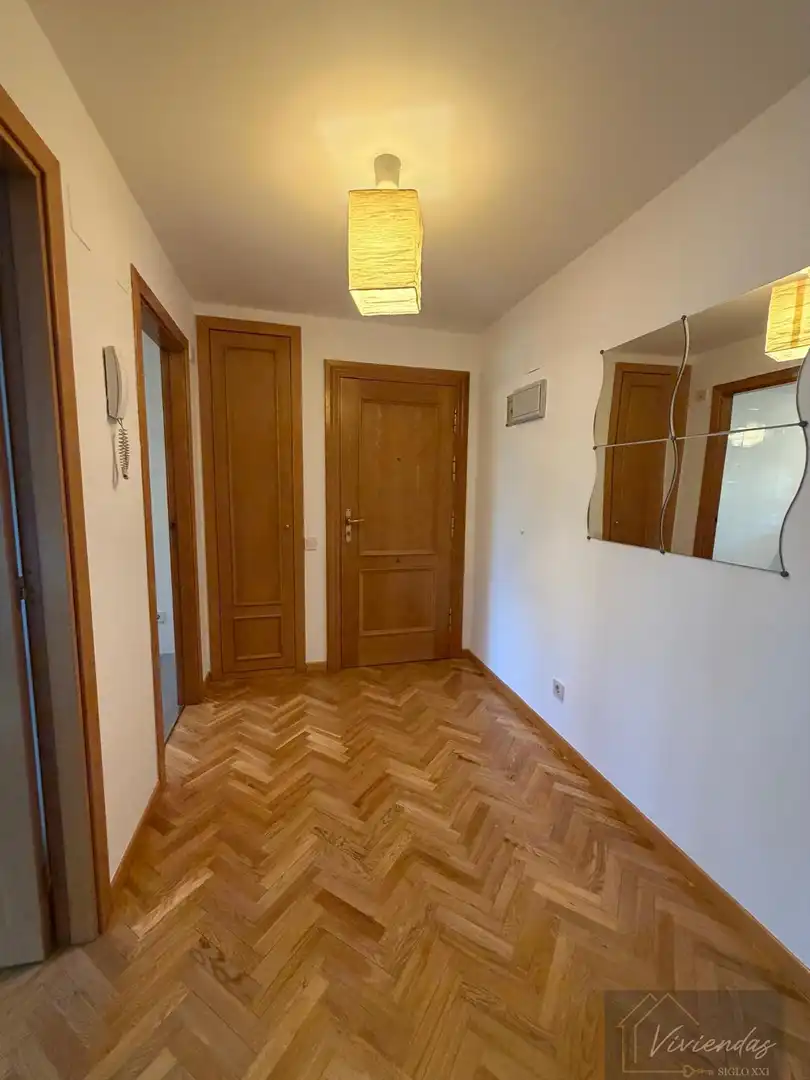 Piso de alquiler en Sector B