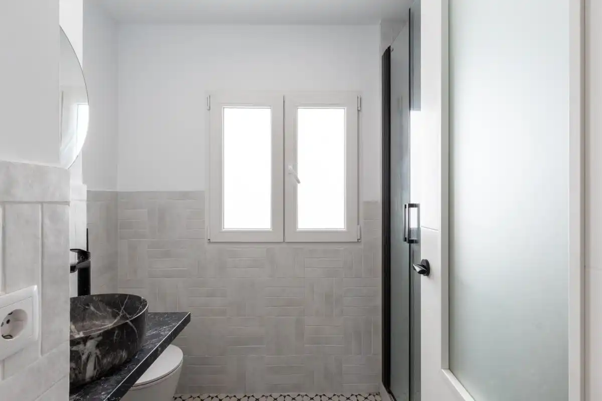 Piso en venta en C/ de Villena, El Pilar