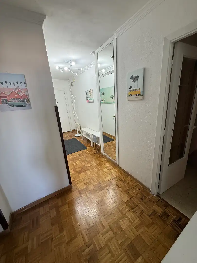 Flat for rent in Calle Monasterio de Carracedo, 5, Zona Alta