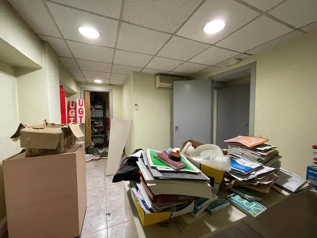 Gewerbefläche zum Verkauf in Carrer del Vendrell 33, imagen 8
