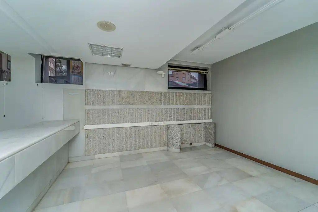 Local comercial en alquiler en C/ Burgos, imagen 12