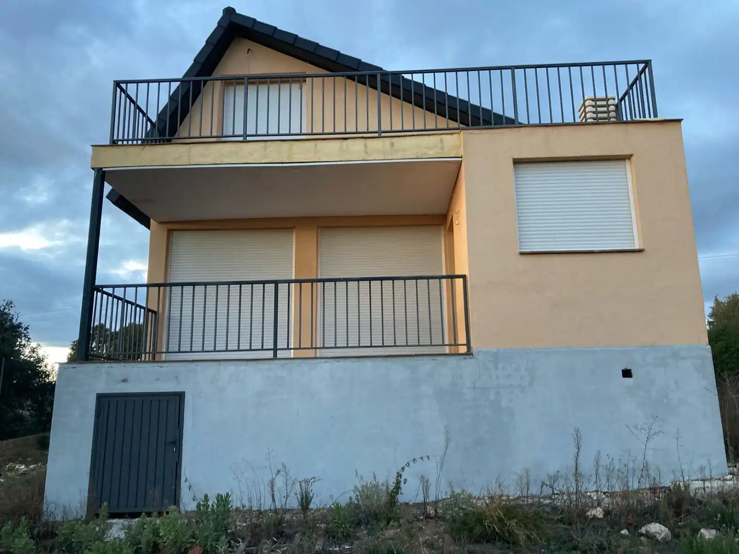 Exterior view of Houses for sale in Escopete  with Heating, Terrace and Community pool