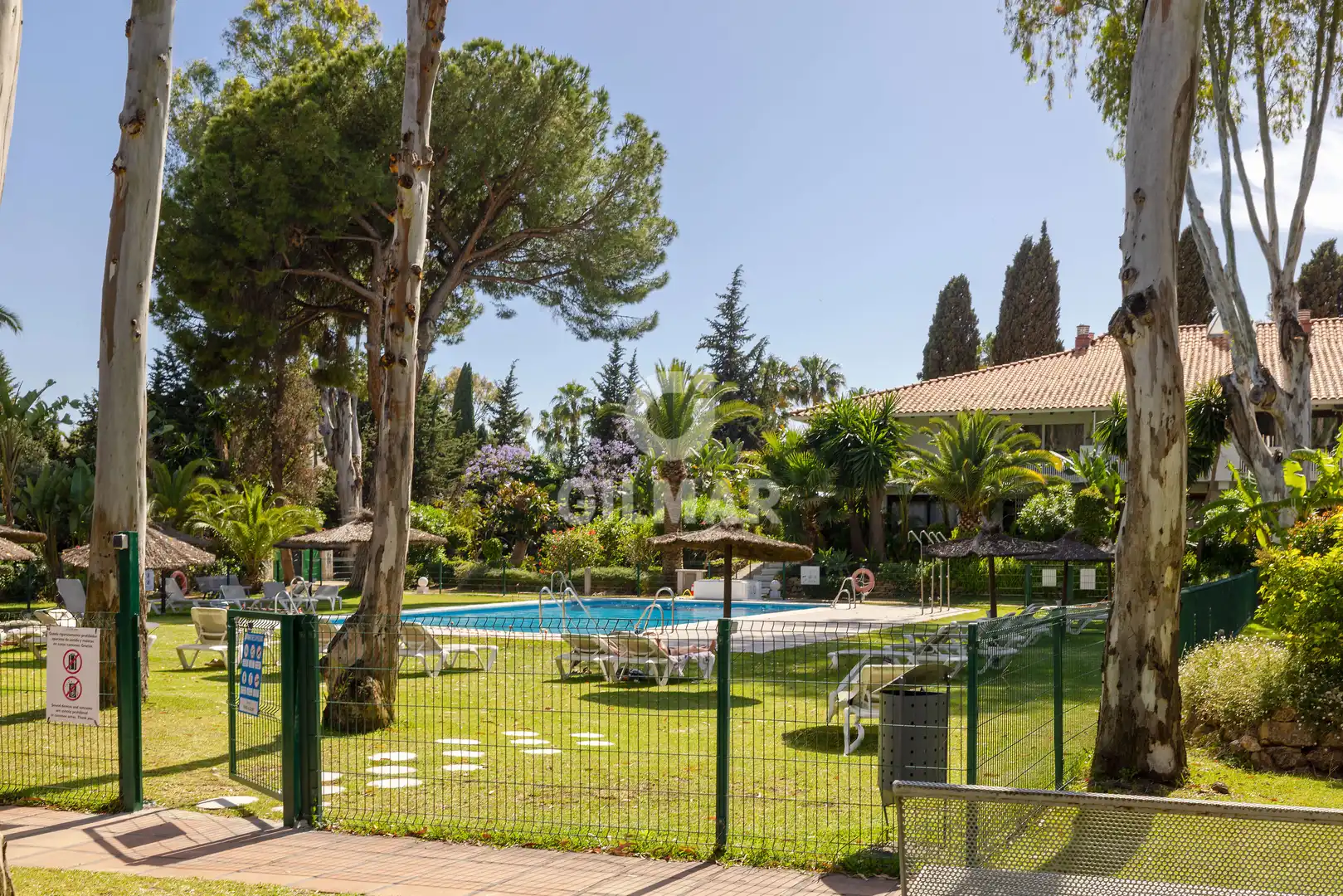 Jardí de Apartament en venda en Marbella amb Calefacció, Jardí privat i Piscina