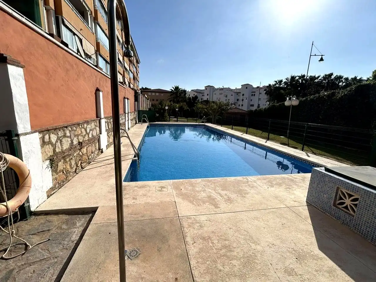Piscina de Pis en venda en Benalmádena amb Aire condicionat, Calefacció i Terrassa