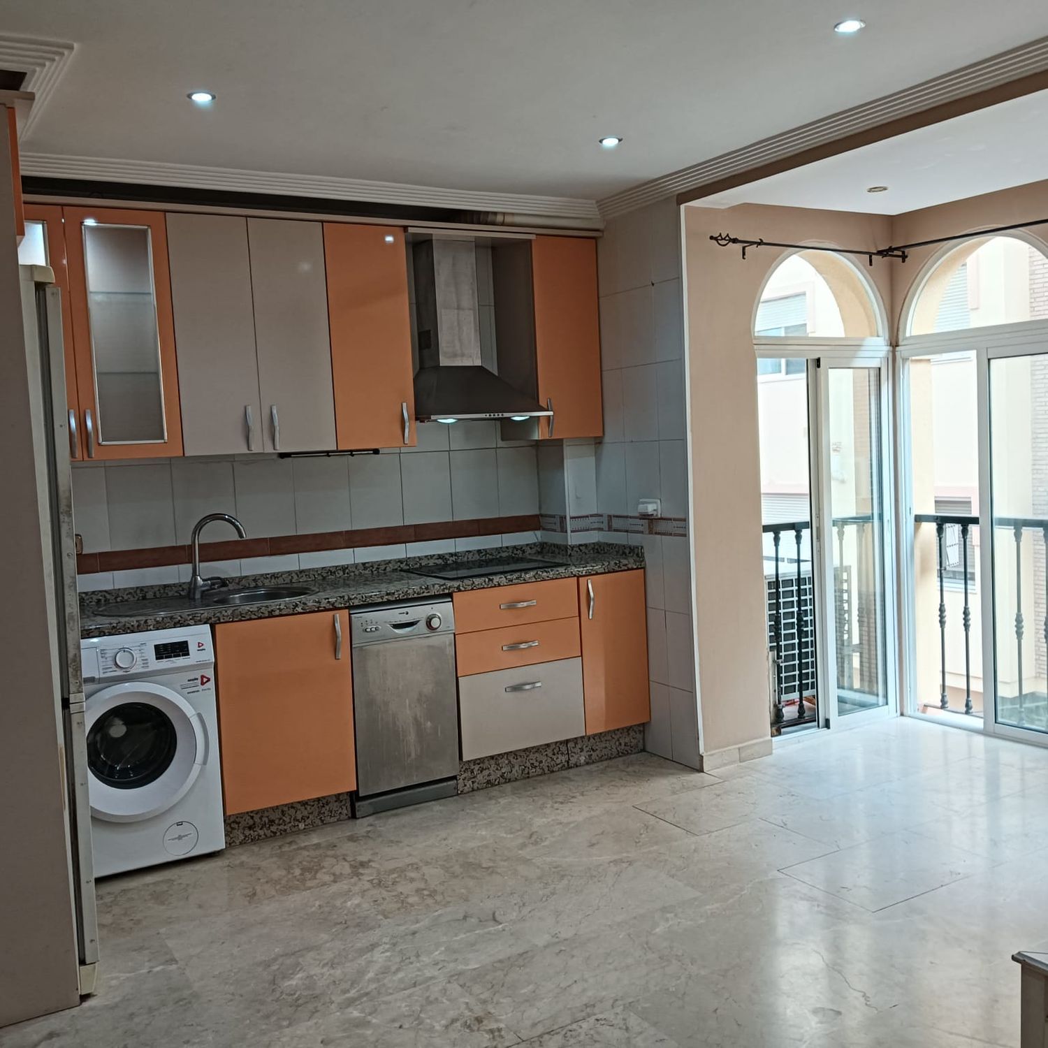 Kitchen of Flat to rent in Rincón de la Victoria