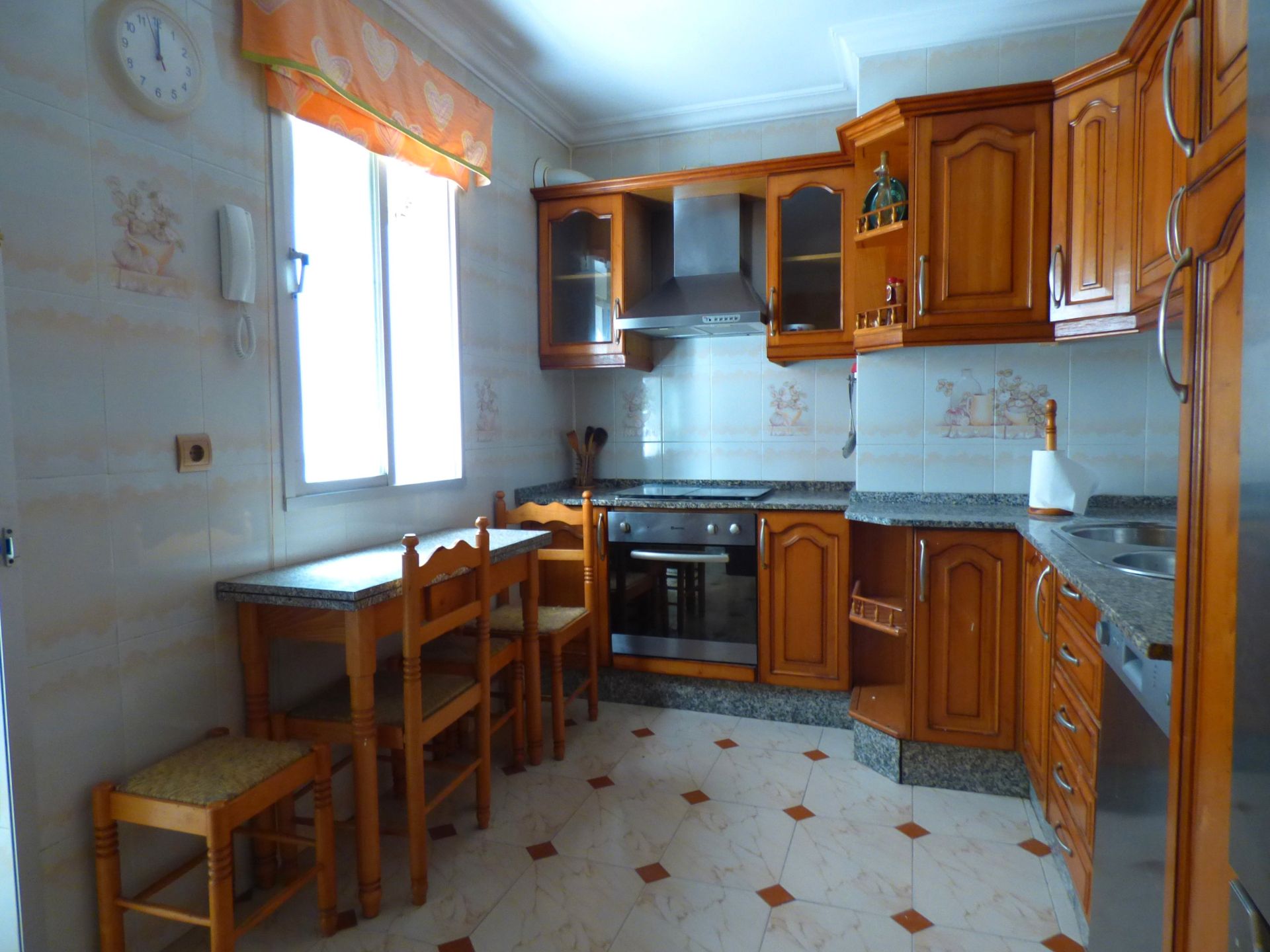 Kitchen of Flat for sale in  Cádiz Capital  with Air Conditioner and Terrace