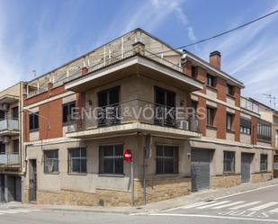 Vista exterior de Casa adosada en venda en Sant Vicenç de Castellet amb Aire condicionat, Calefacció i Jardí privat