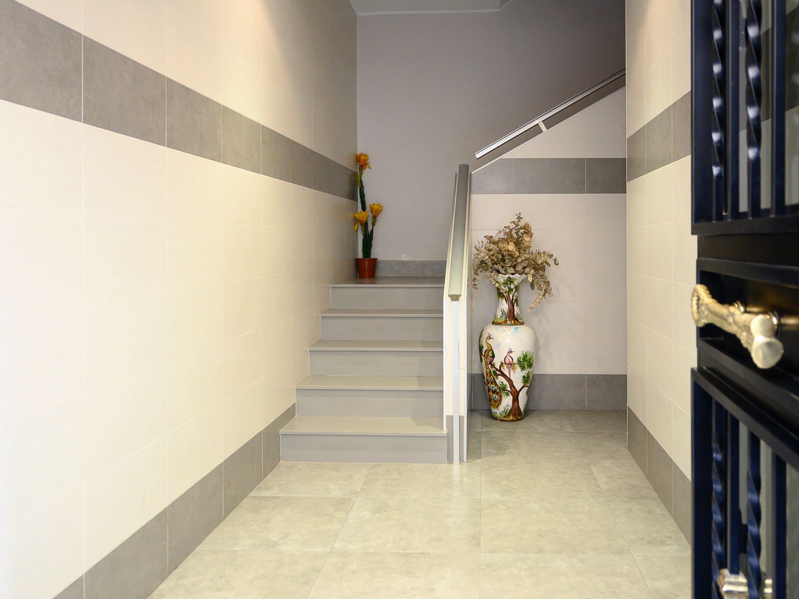 Flat for sale in Manises  with Air Conditioner, Heating and Furnished