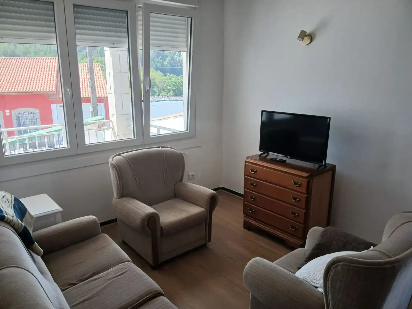 Houses for rent in Neda