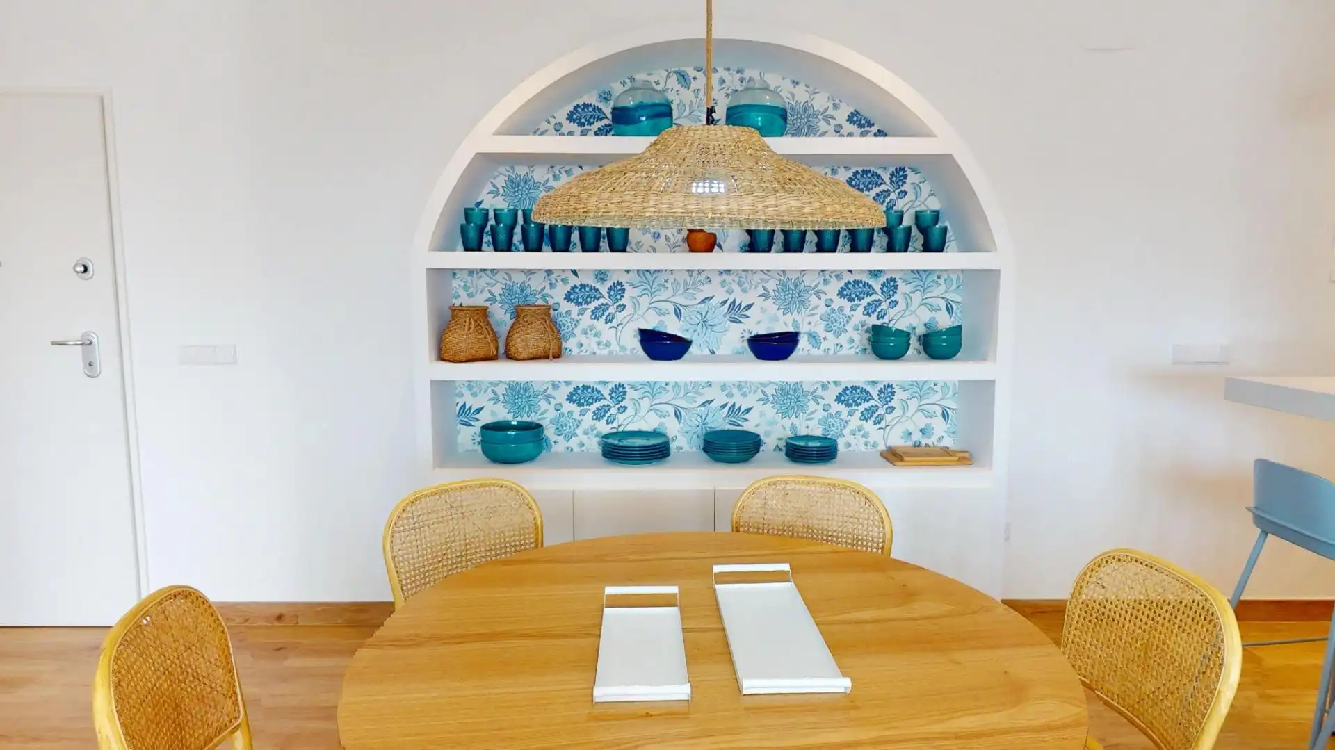 Comedor de Piso de alquiler en Fuengirola con Aire acondicionado, Calefacción y Terraza