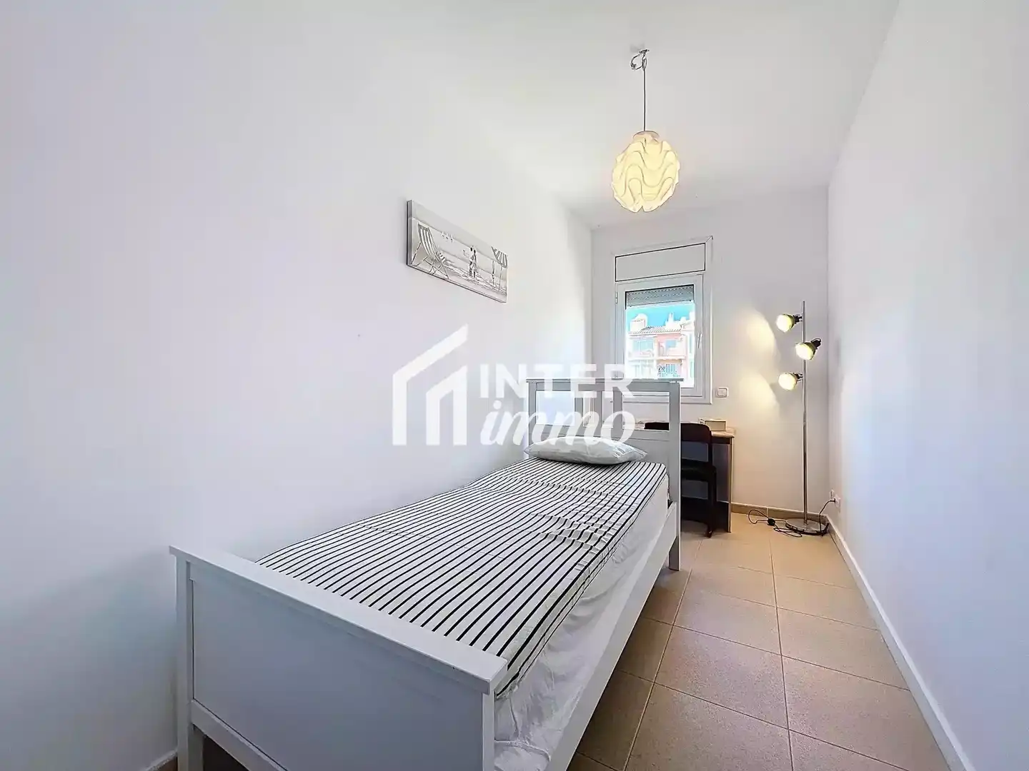 Habitación de Apartamento en venta en Empuriabrava con Aire acondicionado, Calefacción y Terraza