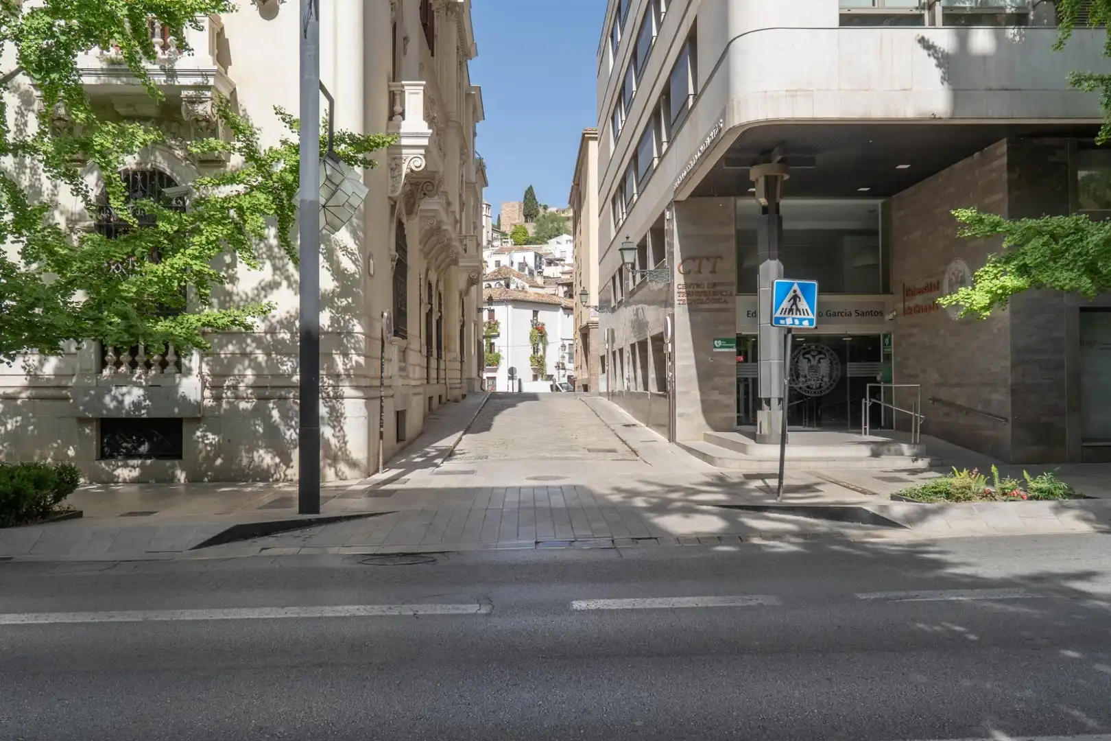 Vista exterior de Garatge en venda en Granada