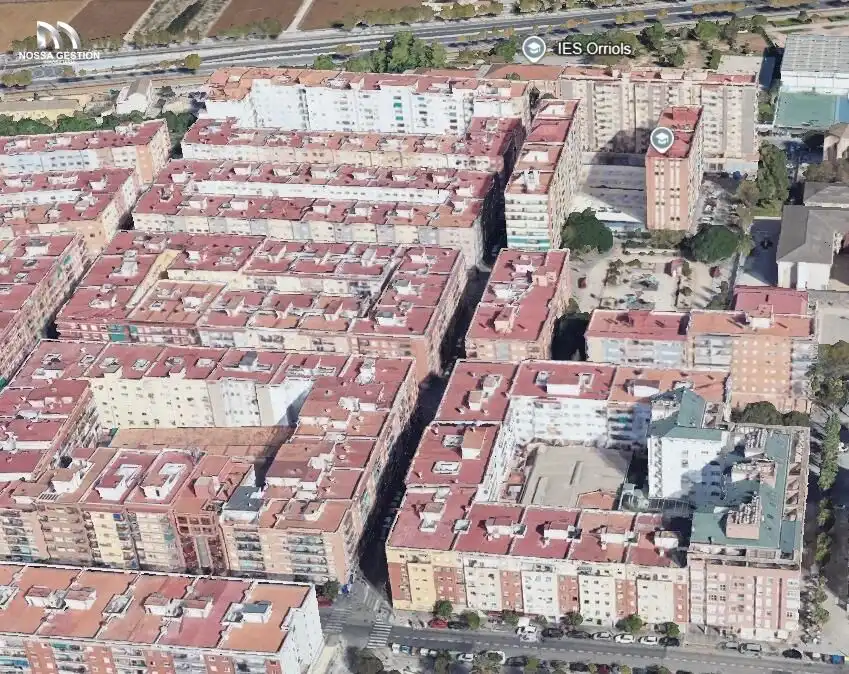 Vista exterior de Pis en venda en Valencia amb Balcó