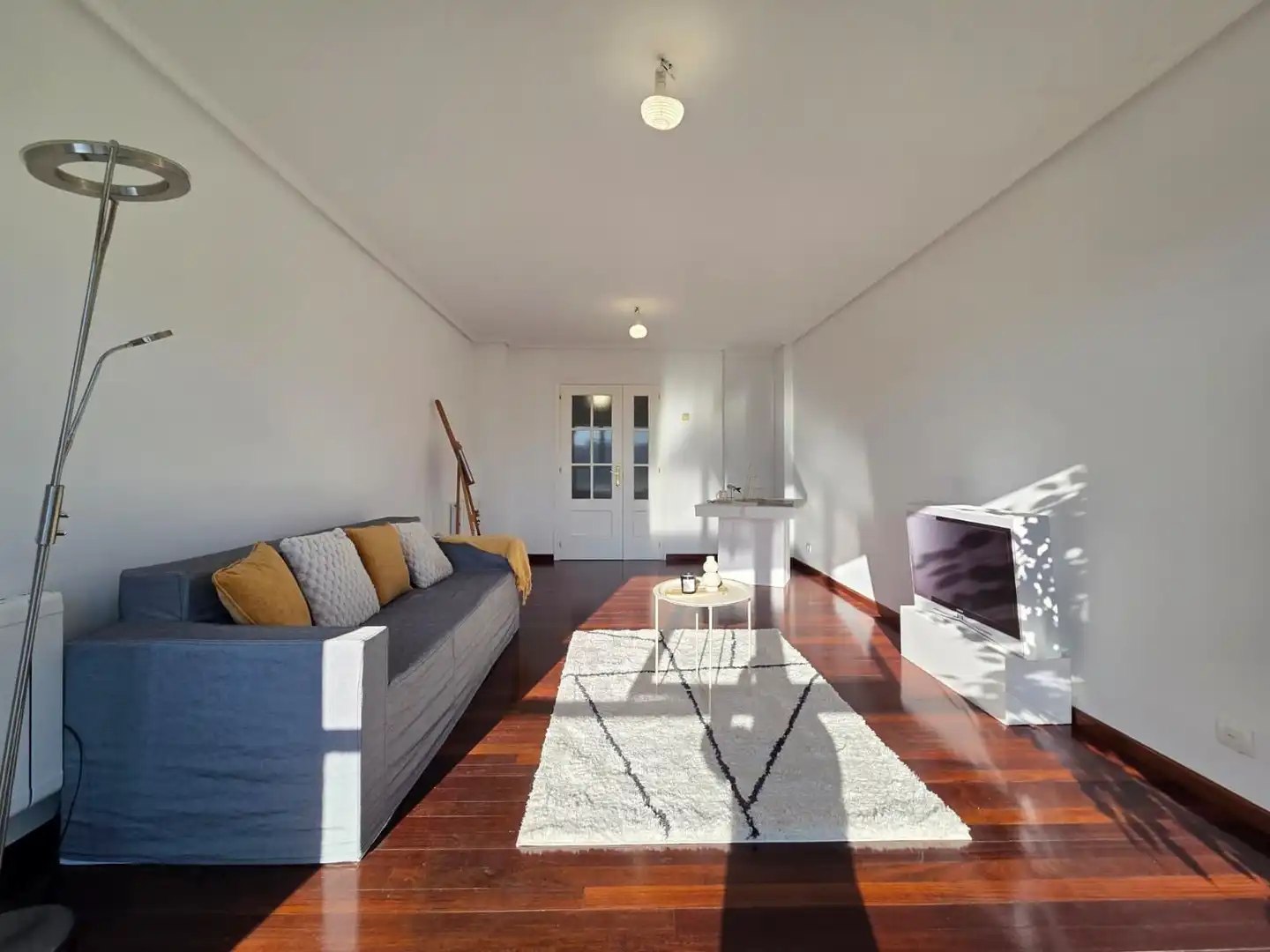 Wohnzimmer von Wohnung zum Verkauf in Santander mit Heizung, Privatgarten und Parkett