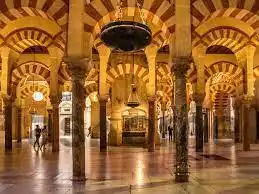 Außenansicht von Gebäude zur Miete in Córdoba