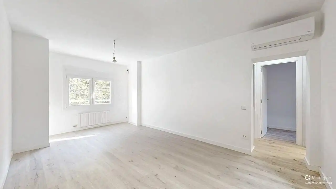 Flat with terrace for sale in Calle BAC DE RODA, imagen 3