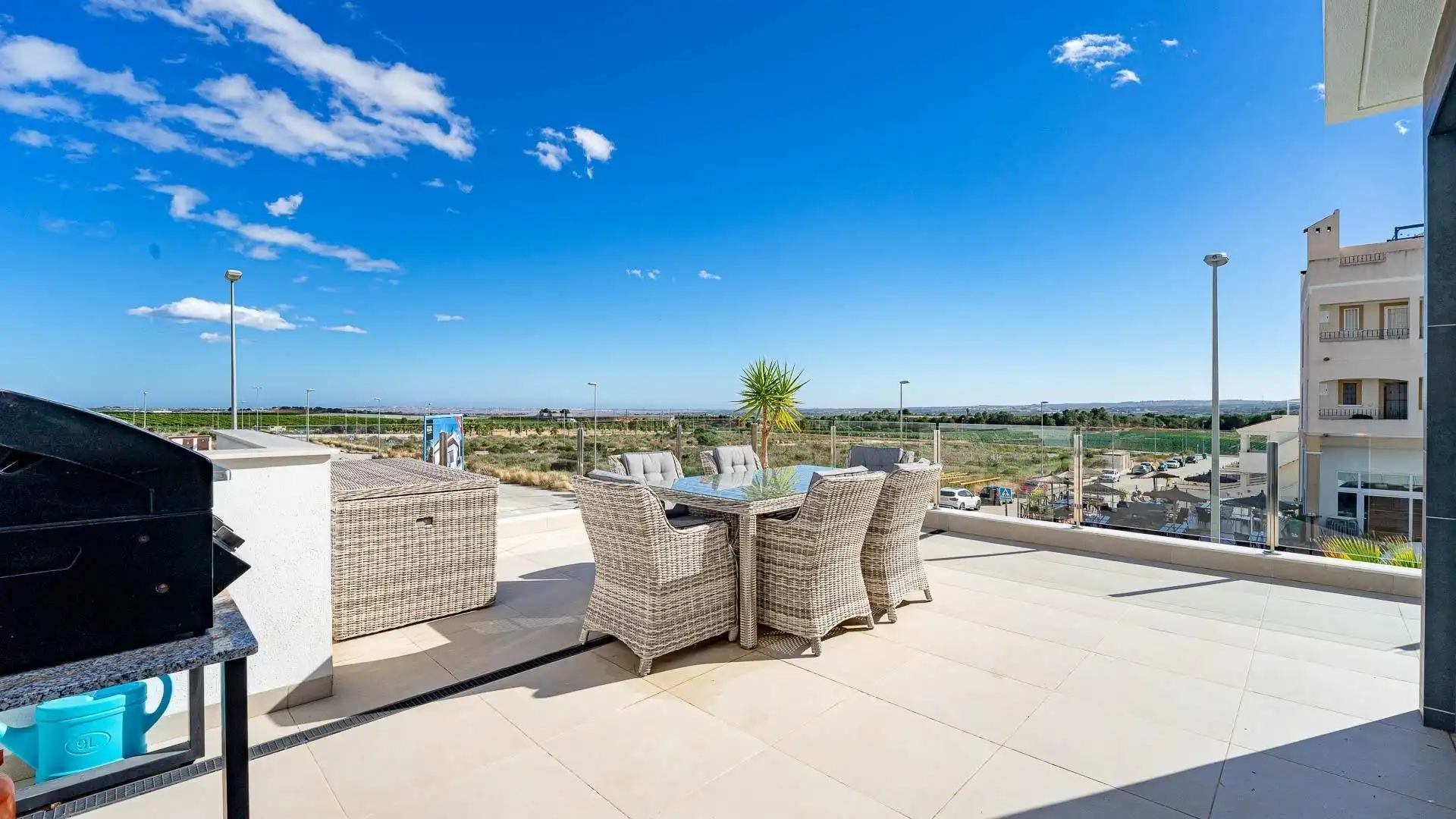 Terrassa de Casa o xalet en venda en Orihuela amb Aire condicionat, Jardí privat i Terrassa