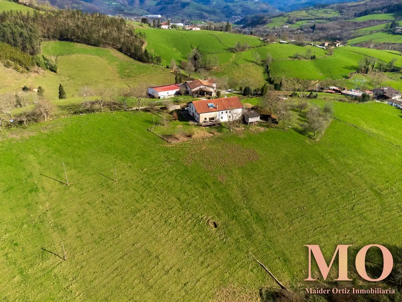 Country house zum Verkauf in Bergara mit Heizung, Privatgarten und Terrasse