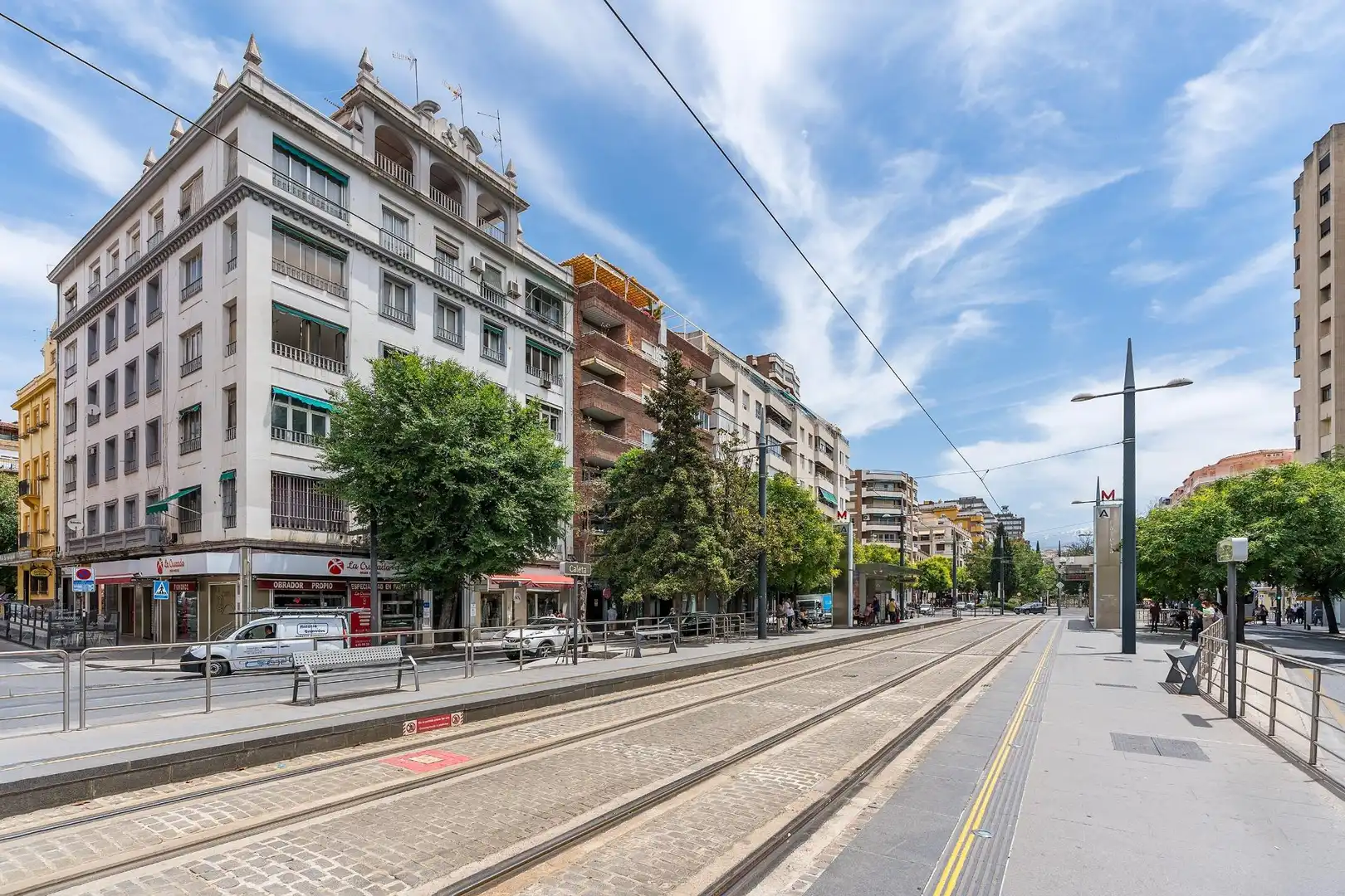 Außenansicht von Wohnung zum Verkauf in Granada mit Klimaanlage und Heizung