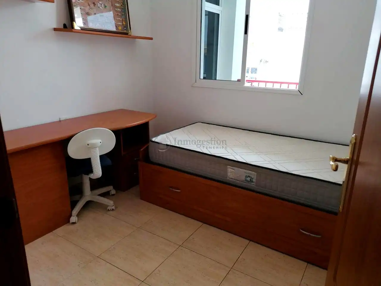 Dormitori de Apartament en venda en Adeje amb Balcó i Piscina comunitària