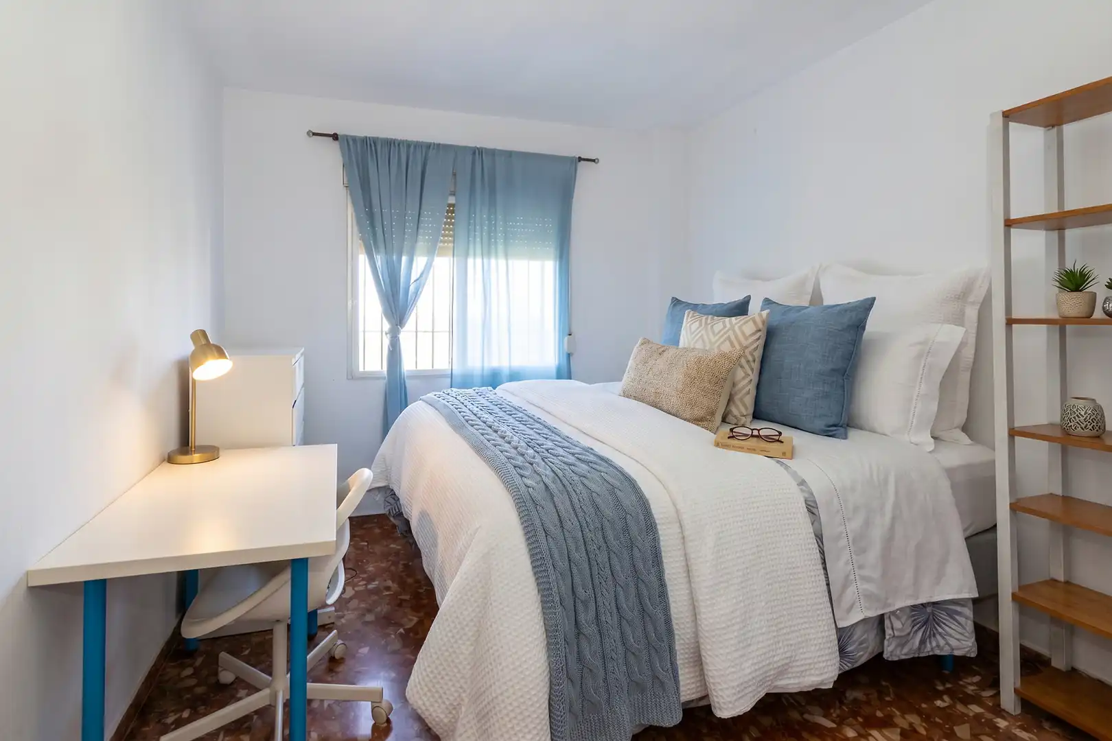 Habitación de Finca rústica en venta en Colmenar con Aire acondicionado, Calefacción y Jardín privado