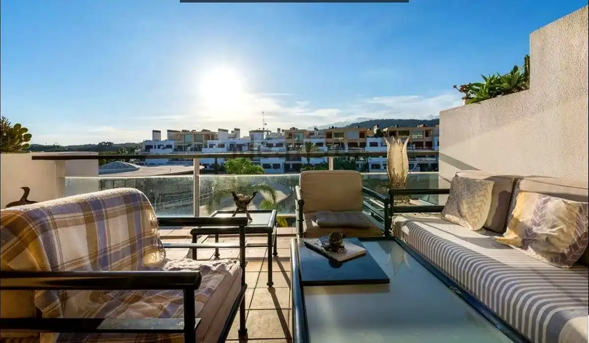 Penthouse mit Pool zum Verkauf in Los Flamingos, imagen 3