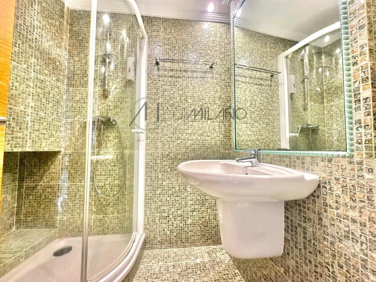 Baño de Dúplex en venta en Vigo  con Calefacción y Parquet