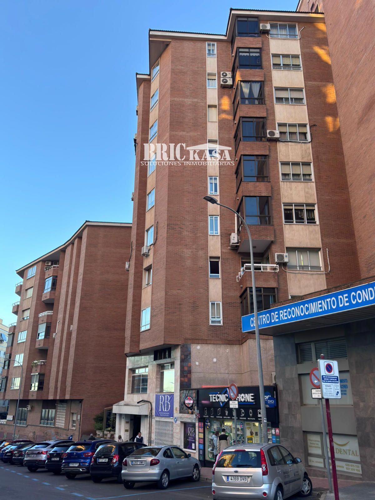Exterior view of Flat for sale in Cáceres Capital  with Air Conditioner, Heating and Terrace