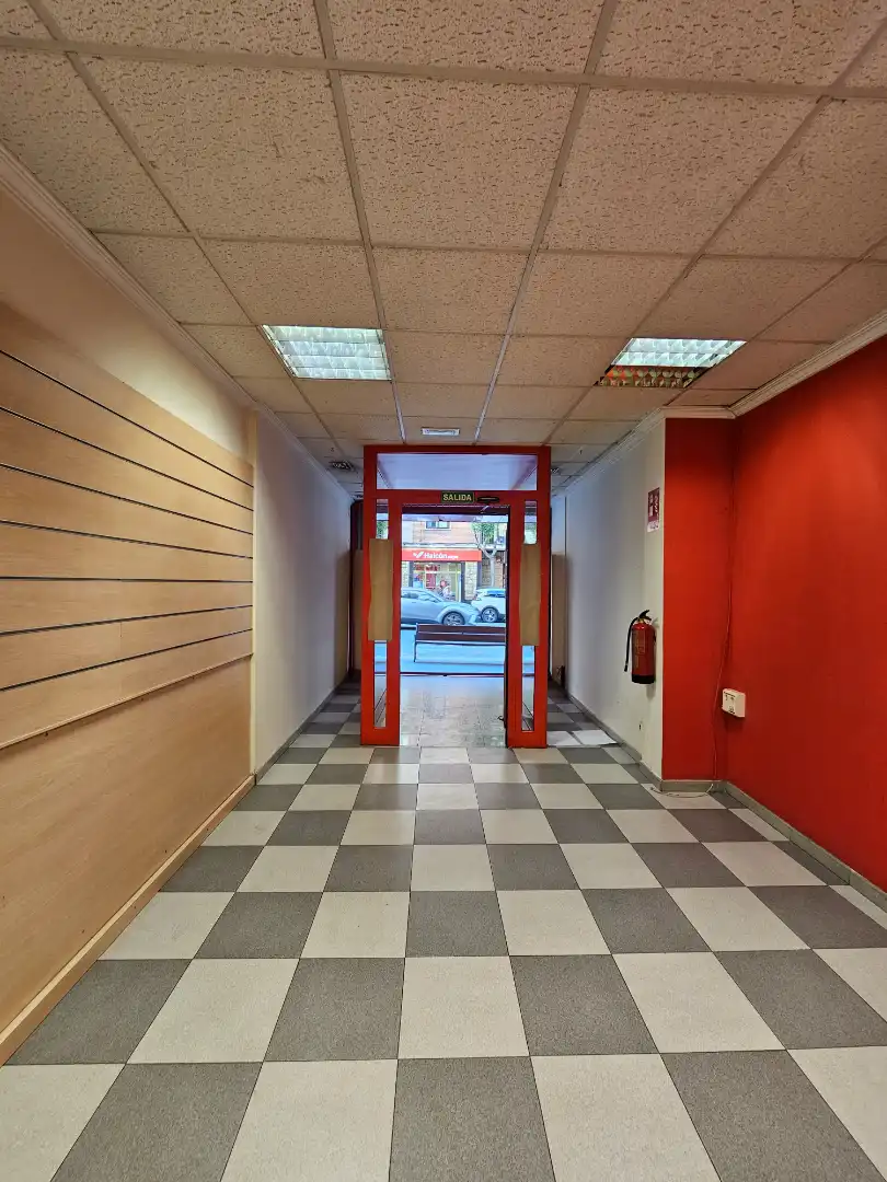 Local comercial en alquiler en Avinguda de Prat de la Riba 27, imagen 11