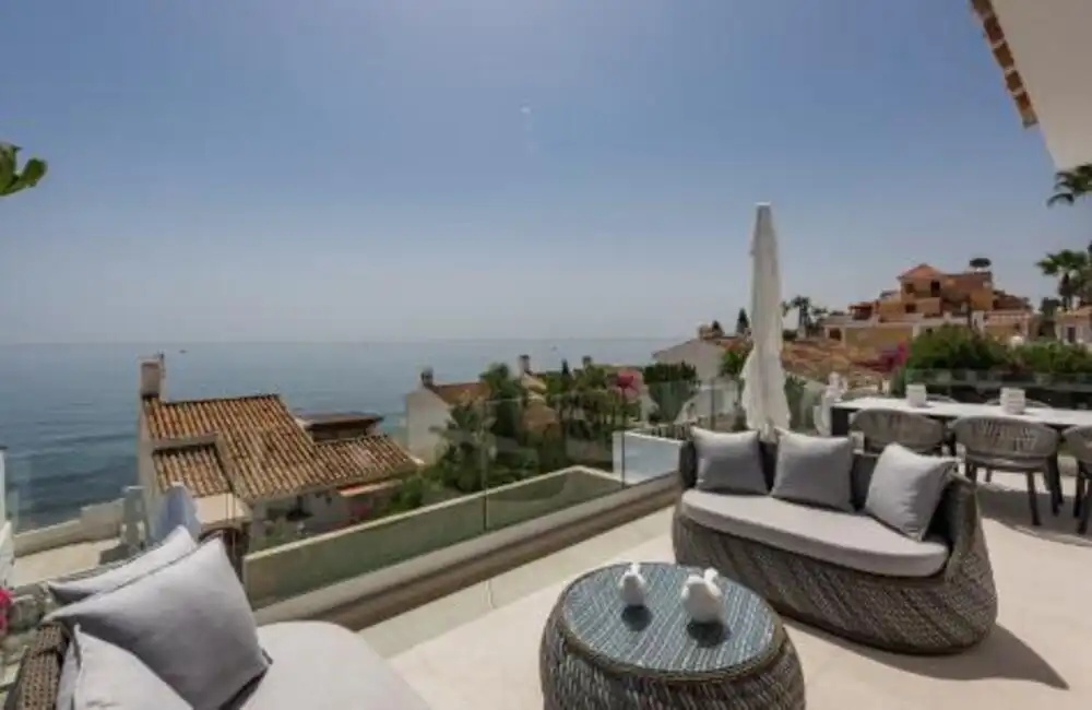 Terraza de Casa o chalet en venta en Estepona con Aire acondicionado, Jardín privado y Terraza