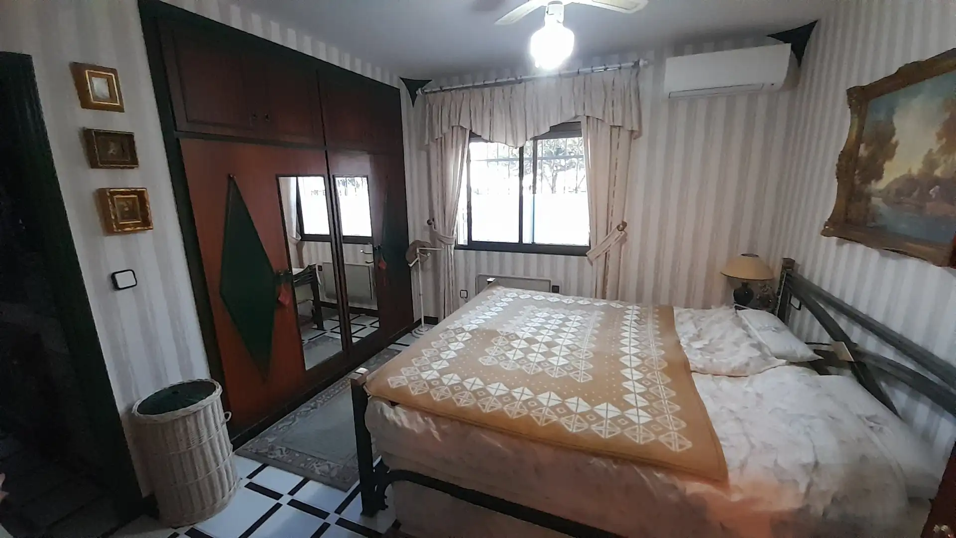 Dormitori de Casa o xalet en venda en Vélez-Málaga amb Aire condicionat, Calefacció i Jardí privat
