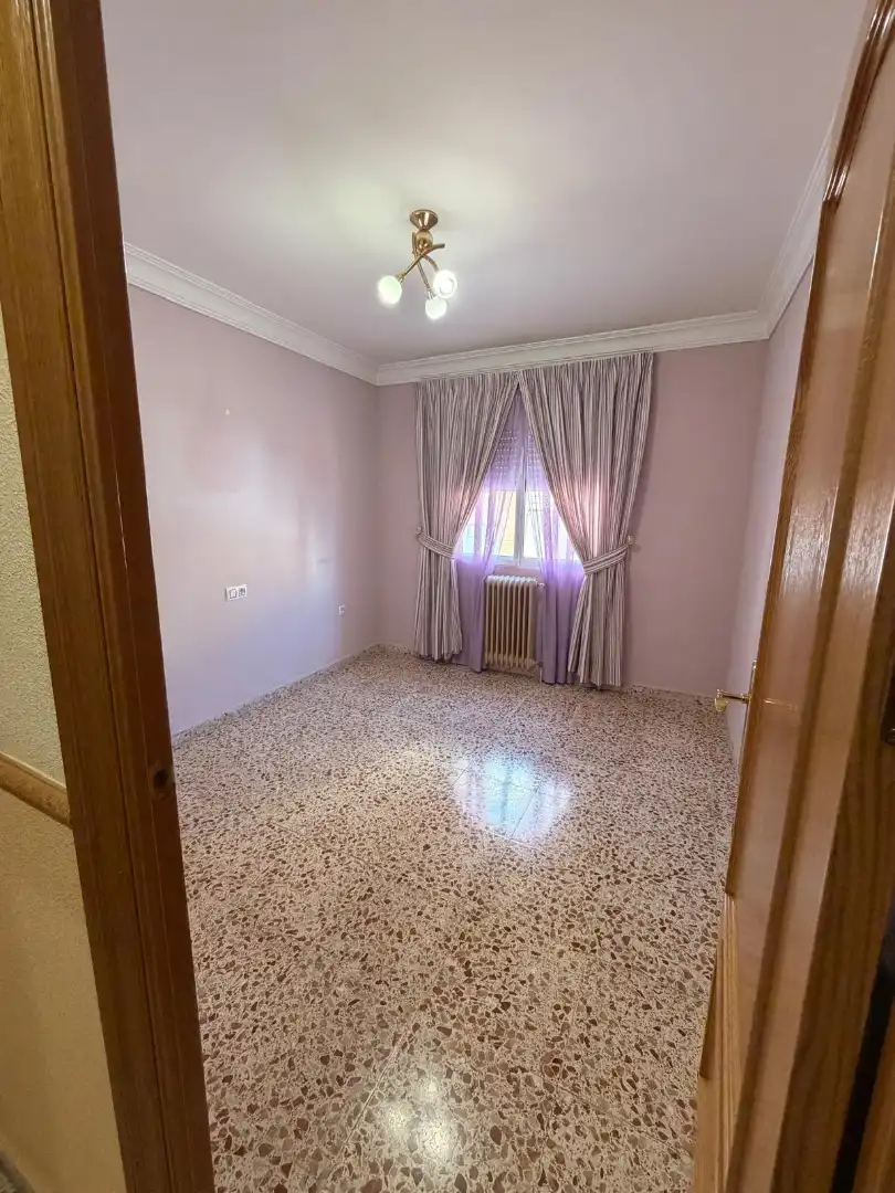 Habitación de Piso en venta en Puertollano con Aire acondicionado, Calefacción y Terraza