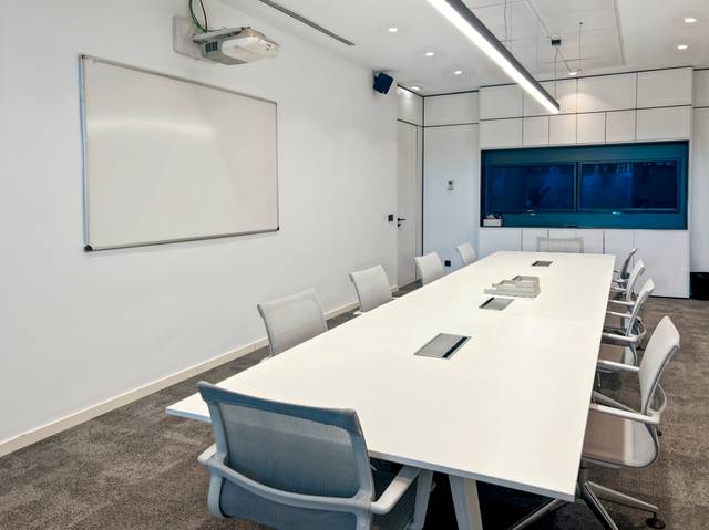 Oficina en Alquiler en Calle de la Ribera del Loira, 16 en Corralejos - Campo de las Naciones