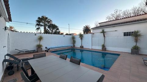 Photo 3 of Single-family semi-detached for rent in Cap Ras - Creus - Falconera, Empuriabrava