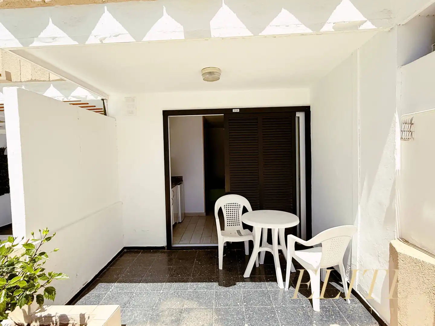 Terraza de Estudio en venta en San Bartolomé de Tirajana con Terraza, Amueblado y Piscina comunitaria