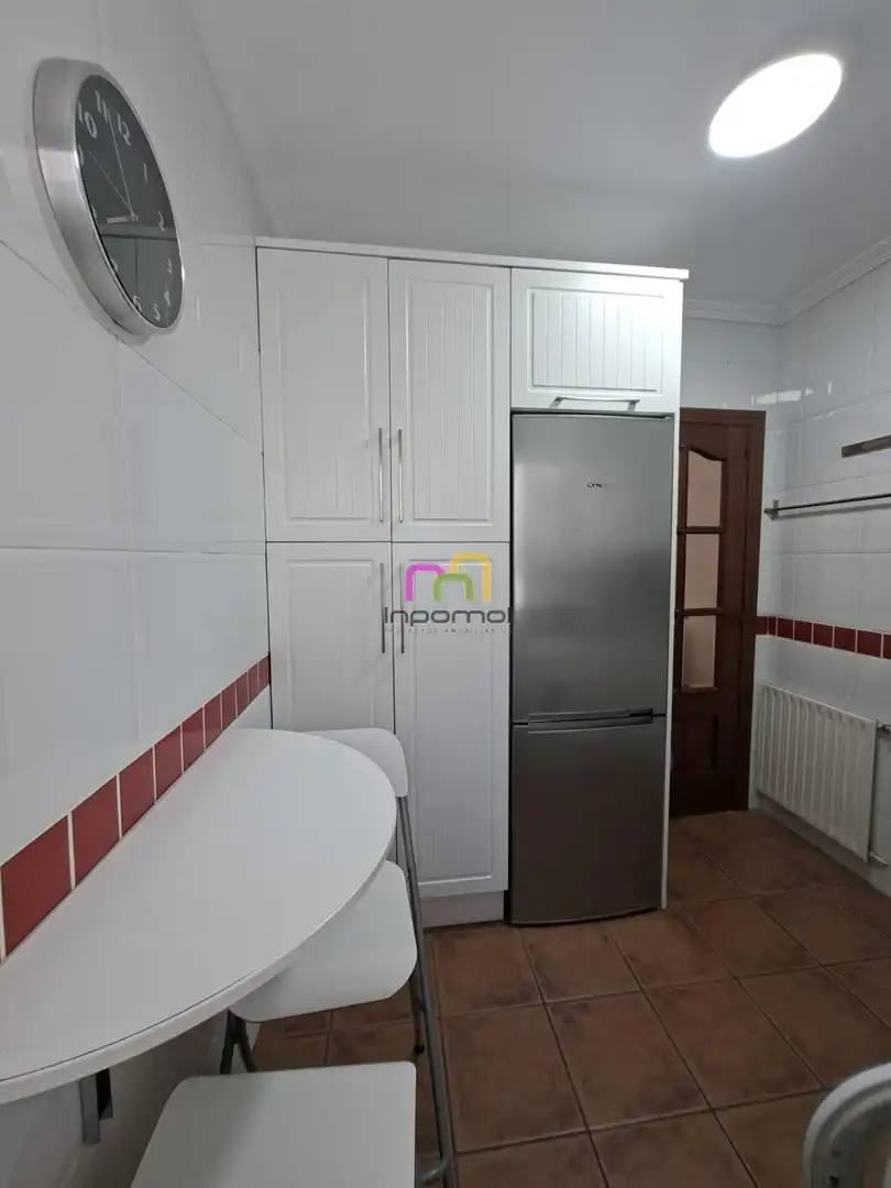 Cocina de Piso de alquiler en Badajoz con Aire acondicionado, Calefacción y Amueblado