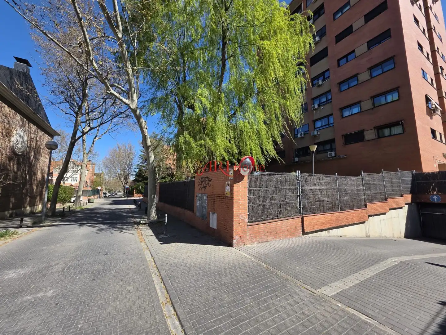 Exterior view of Flat for sale in Fuenlabrada  with Air Conditioner, Heating and Swimming Pool