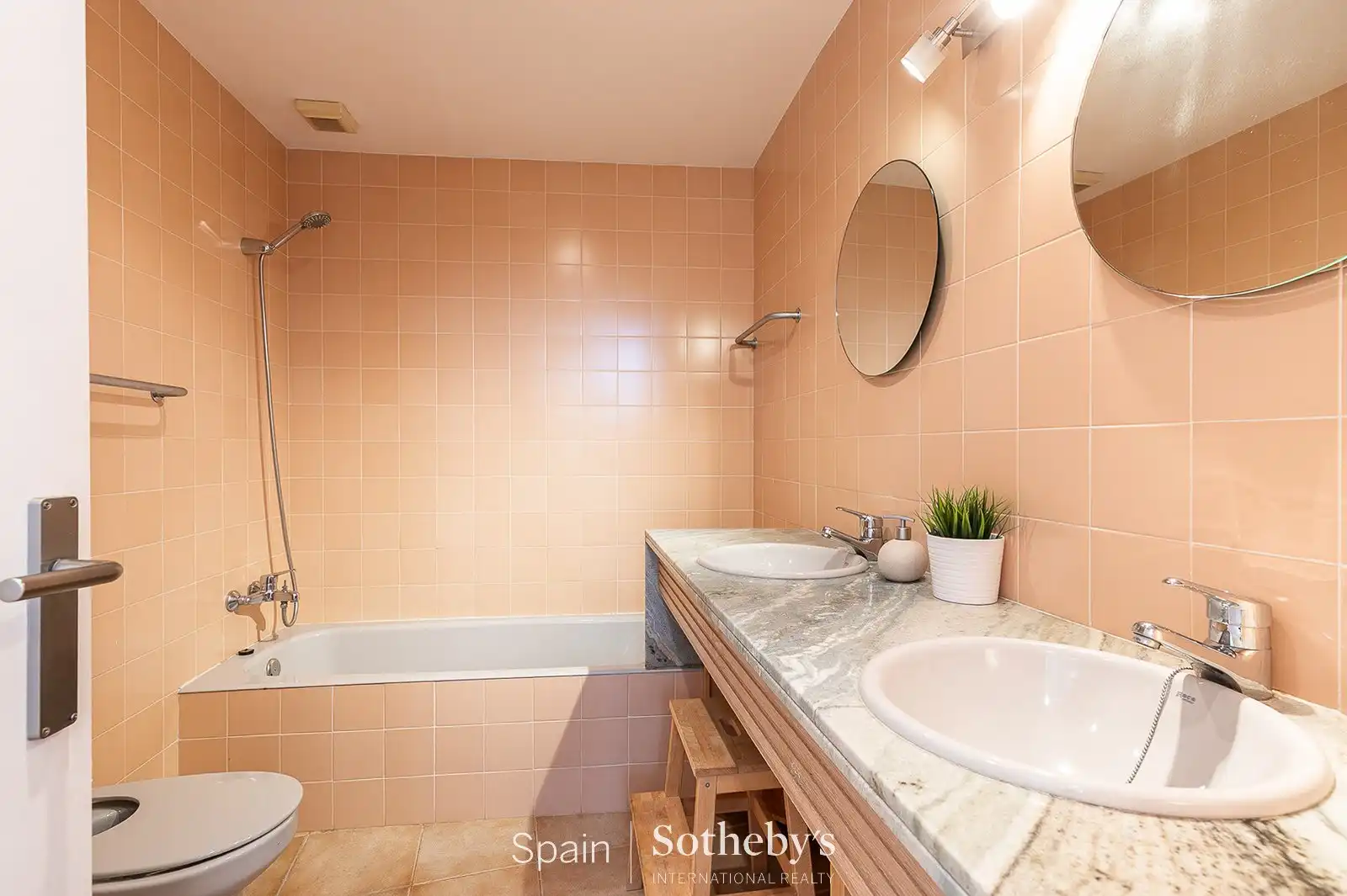 Bany de Casa o xalet en venda en Sitges amb Aire condicionat, Calefacció i Jardí privat