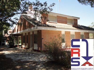 Vista exterior de Casa o chalet en venta en Tudela de Duero con Calefacción, Jardín privado y Terraza