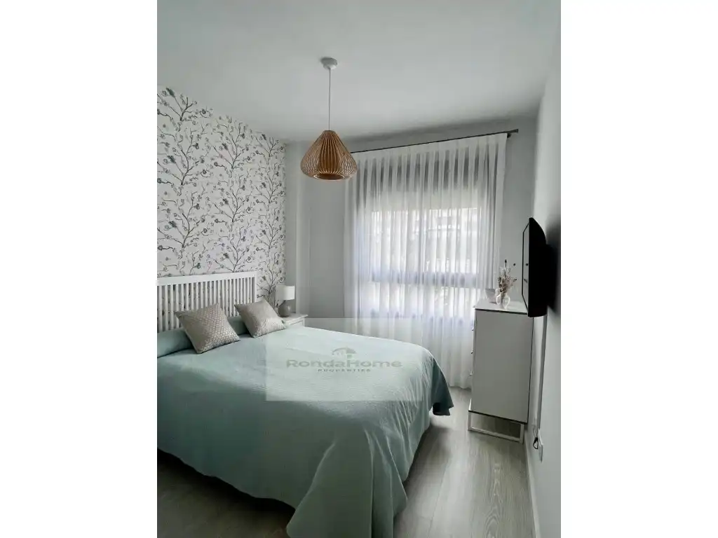 Flat with pool to rent in Avenida Victoria Kent, imagen 10