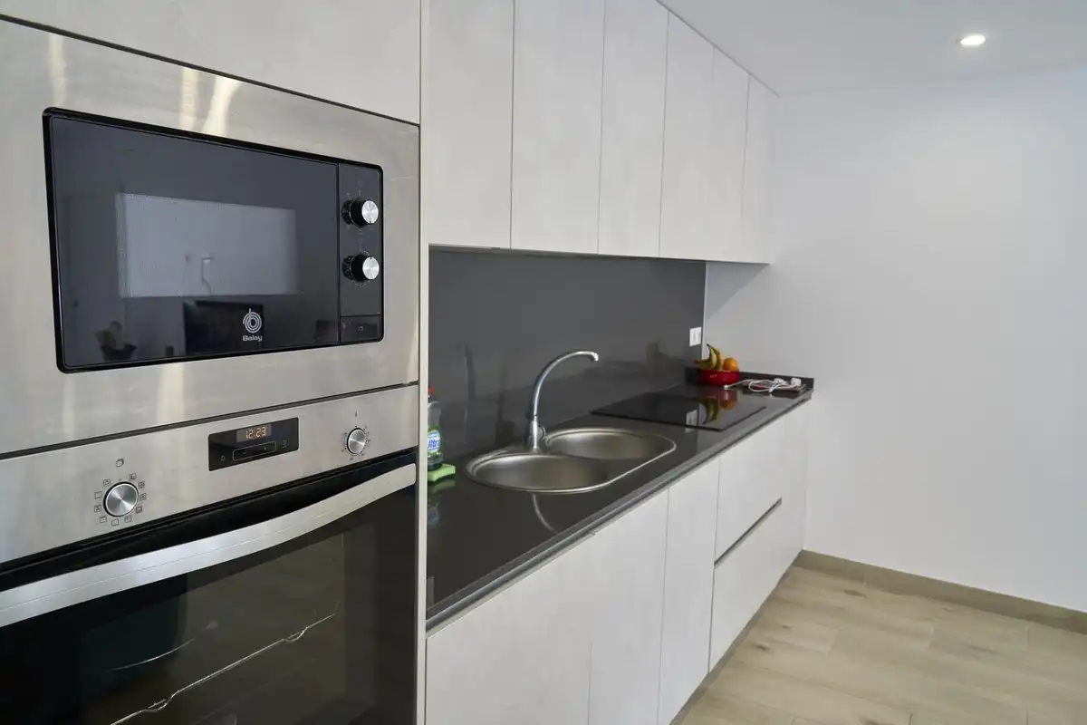 Wohnung zum Verkauf in Estepona - Estepona,Centro,Avenida Juan Carlos I, imagen 6