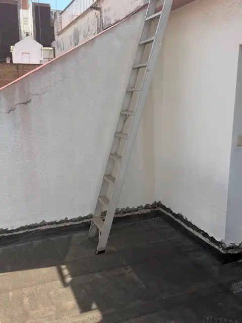 Terrassa de Pis en venda en L'Hospitalet de Llobregat amb Terrassa i Balcó