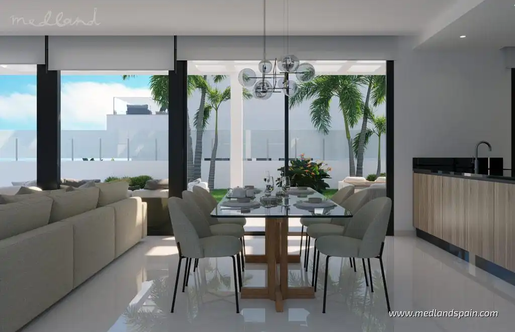 Detached house with pool for sale in Golf Bahía, imagen 4