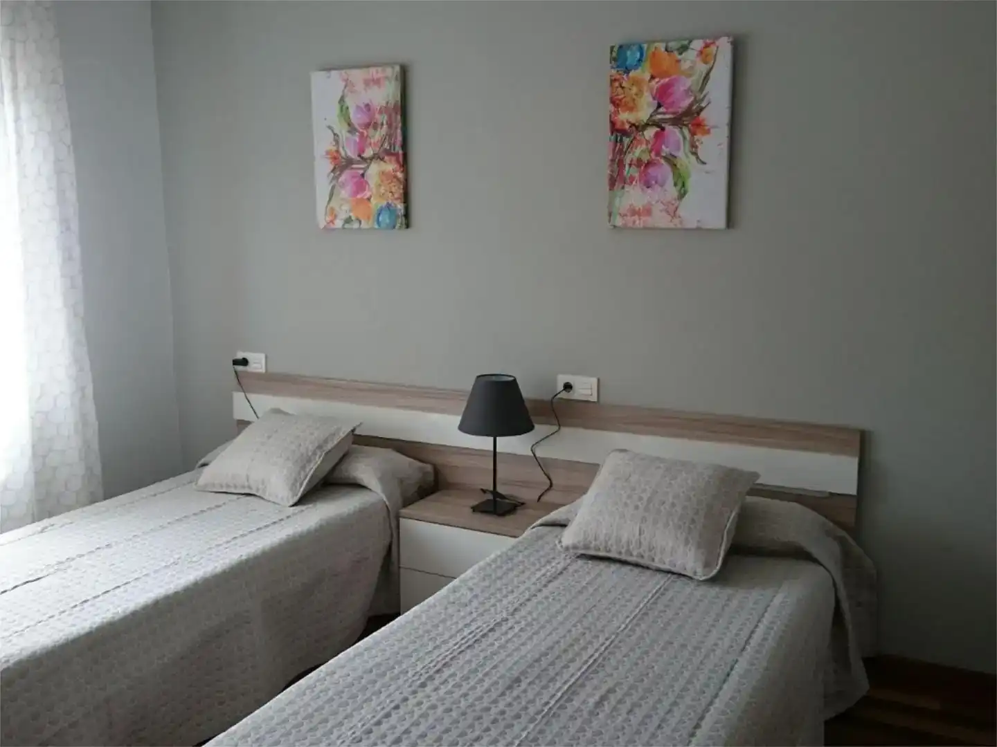 Schlafzimmer von Wohnung zur Miete in Vegadeo mit Balkon