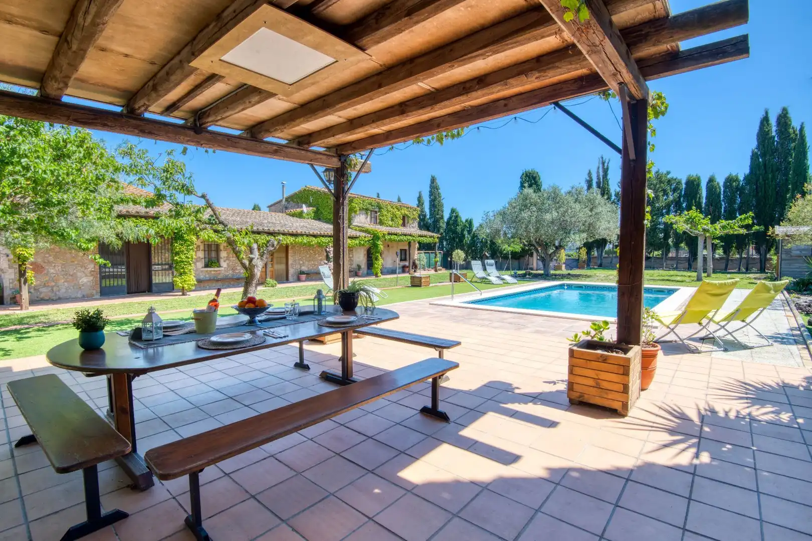 Garten von Country house zum Verkauf in Albons mit Privatgarten, Terrasse und Schwimmbad