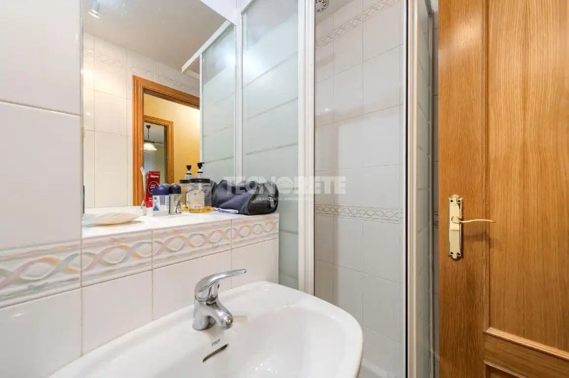 Flat with pool for sale in Golf - El Carralero, imagen 22